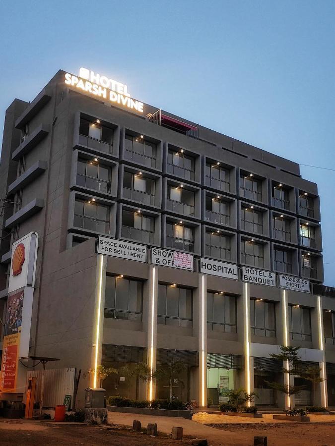 Hotel Sparsh Divine アーメダバード エクステリア 写真